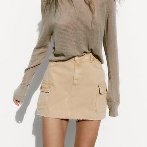 NWOT Zara denim cargo skirt